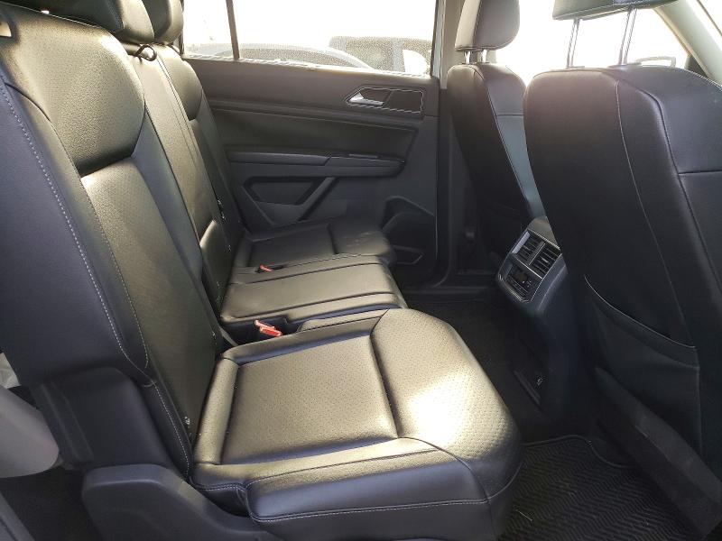 Photo 11 from auction – 2018 VOLKSWAGEN ATLAS with VIN 1V2PR2CA3JC584350