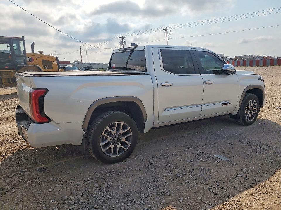 Photo 3 from auction – 2025 TOYOTA TUNDRA with VIN 5TFMA5DB3SX239107