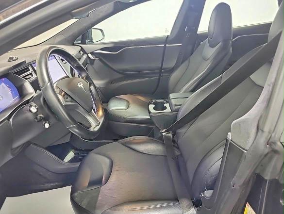 Photo 5 from auction – 2015 TESLA MODEL S with VIN 5YJSA1H1XFFP78583