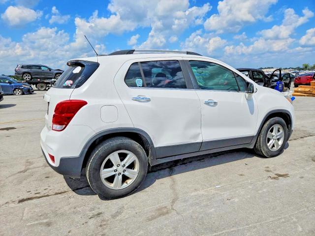 Photo 3 from auction – 2019 CHEVROLET TRAX with VIN 3GNCJLSB7KL123706