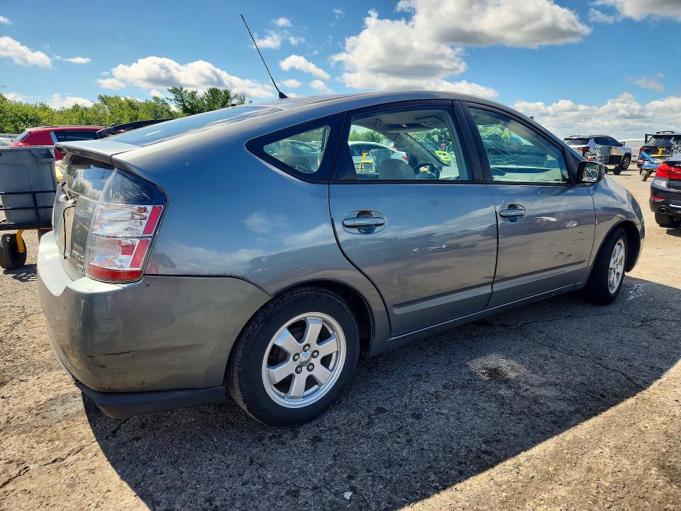 Photo 3 from auction – 2004 TOYOTA PRIUS with VIN JTDKB20U740045282