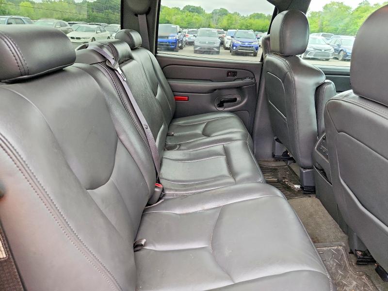 Photo 10 from auction – 2005 CHEVROLET SILVERADO with VIN 2GCEK13T151372289