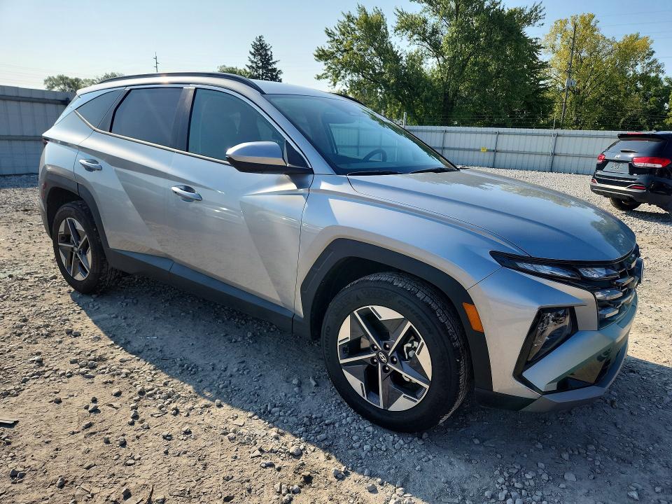 Photo 4 from auction – 2026 HYUNDAI TUCSON with VIN 5NMJBCDE1TH610970
