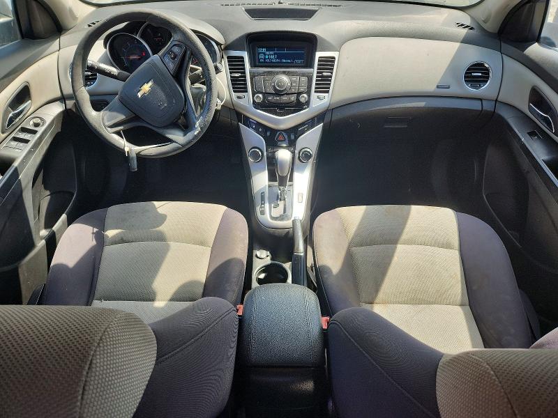 Photo 8 from auction – 2012 CHEVROLET CRUZE with VIN 1G1PC5SH9C7363312