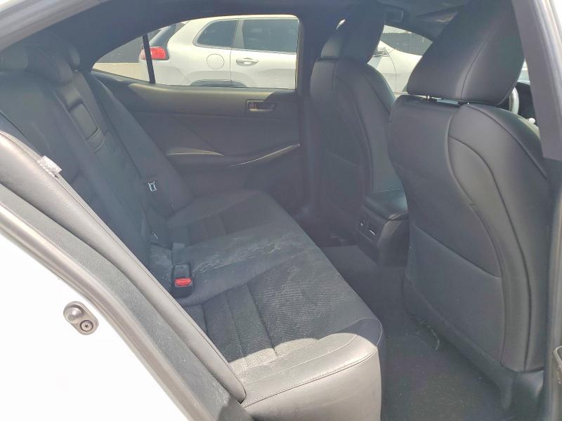 Photo 10 from auction – 2019 LEXUS IS with VIN JTHBA1D2XK5085750
