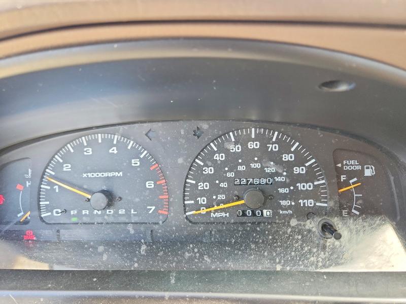 Photo 9 from auction – 1998 TOYOTA 4RUNNER with VIN JT3HN87R5W0189992