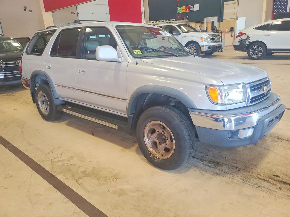 صورة رقم 4 من المزاد - 2000 TOYOTA 4RUNNER مع VIN JT3GN86R3Y0142234
