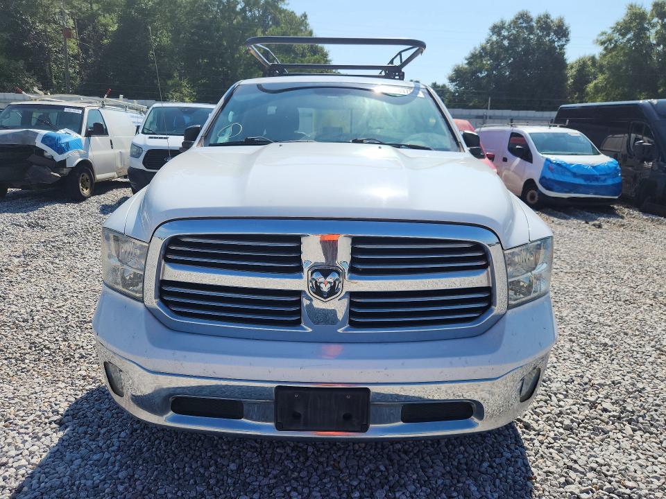 Photo 5 from auction – 2016 RAM 1500 with VIN 1C6RR6GT6GS277502