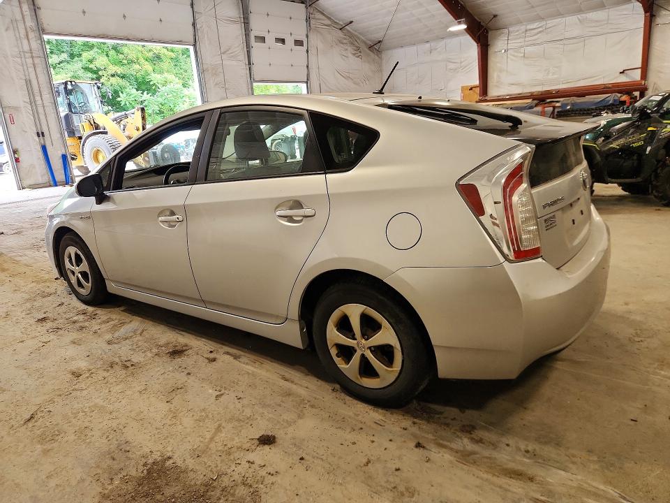 Photo 2 from auction – 2012 TOYOTA PRIUS with VIN JTDKN3DU5C5419560