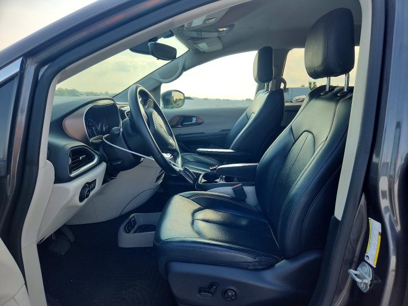 Photo 7 from auction – 2018 CHRYSLER PACIFICA with VIN 2C4RC1BG3JR236373
