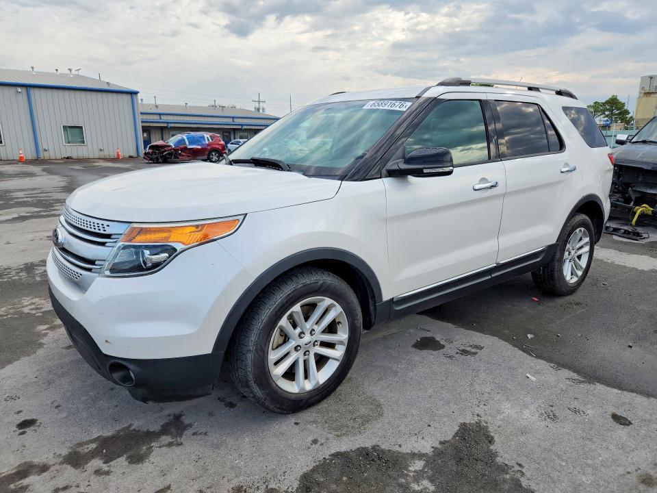 FORD EXPLORER 2015 with VIN 1FM5K7D87FGB37117 - Photo from auction