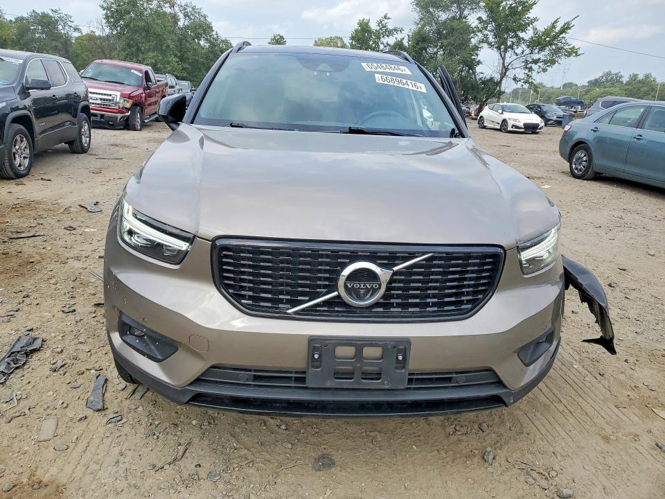 Photo 5 from auction – 2022 VOLVO XC40 with VIN YV4AC2HM5N2643029