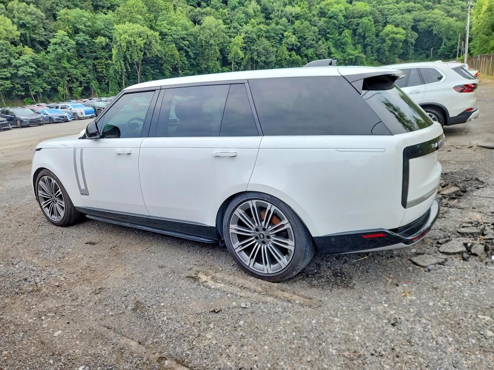 Фото 2 с аукциона – 2025 LAND ROVER RANGE ROVER с VIN SALK1BE94SA322963