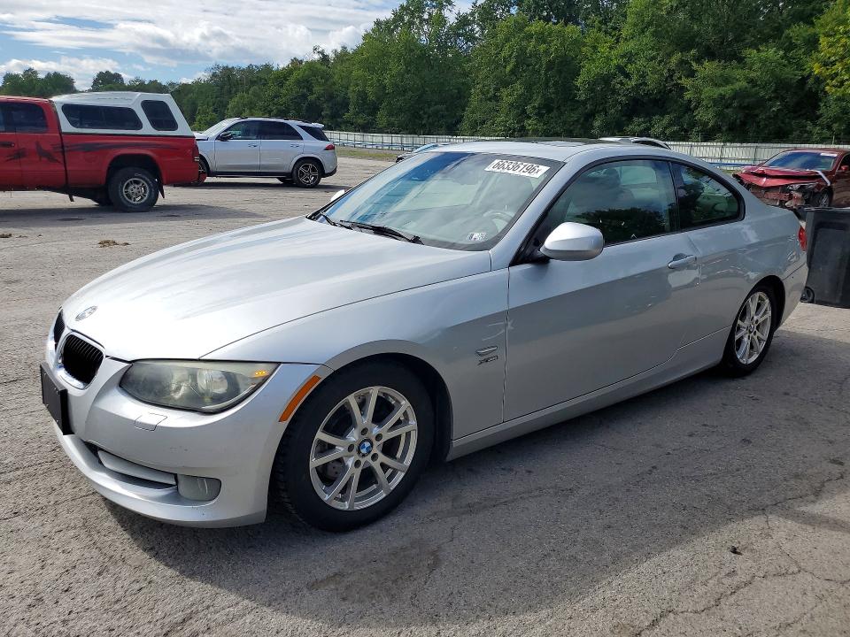 BMW 328 2011 with VIN WBAKF5C59BE517585 - Photo from auction