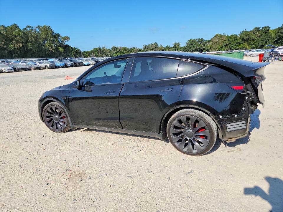 Photo 2 from auction – 2021 TESLA MODEL Y with VIN 5YJYGDEF8MF227091
