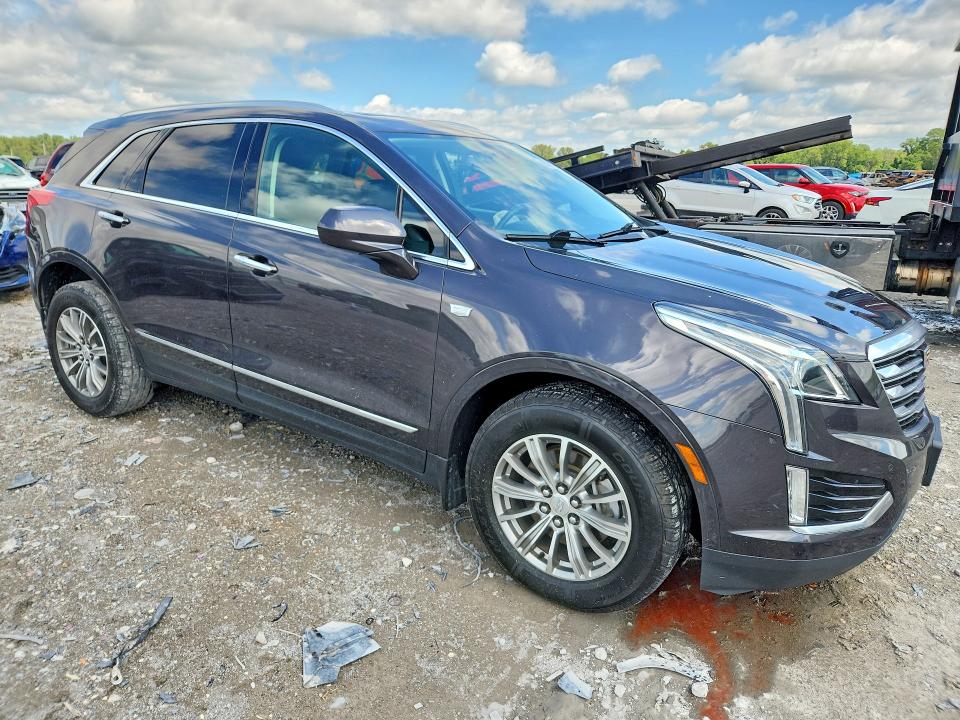 Photo 4 from auction – 2017 CADILLAC XT5 with VIN 1GYKNDRS1HZ136242