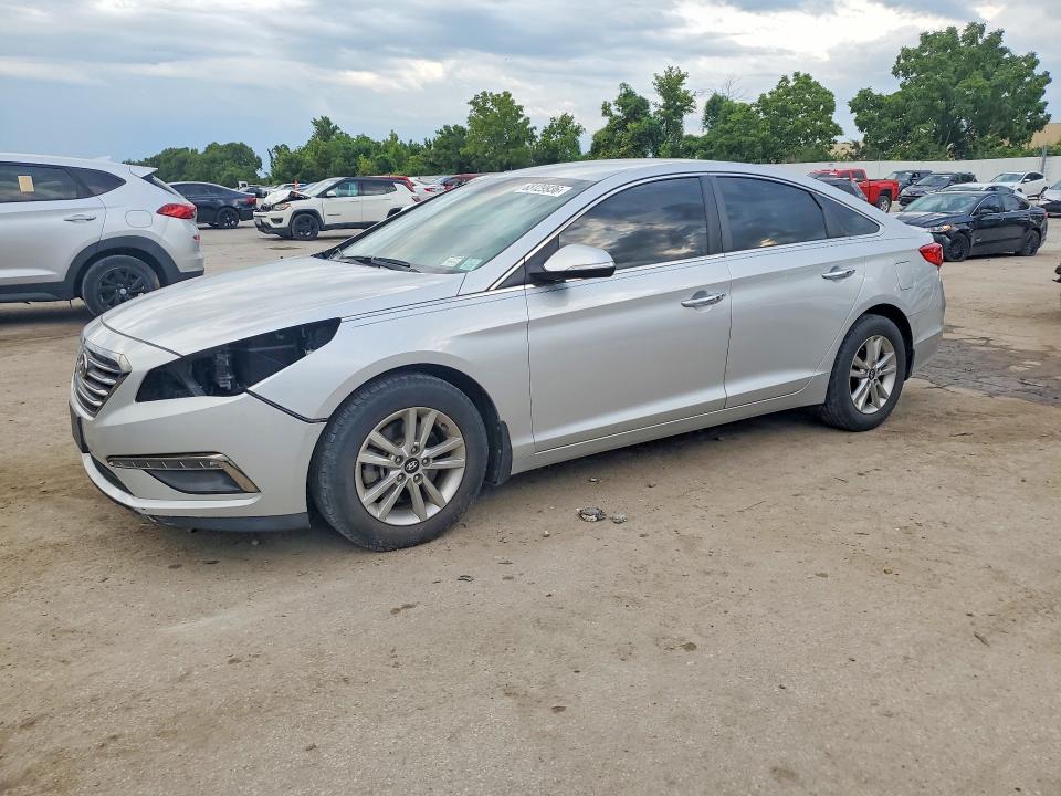 HYUNDAI SONATA 2015 with VIN 5NPE24AA1FH174542 - Photo from auction