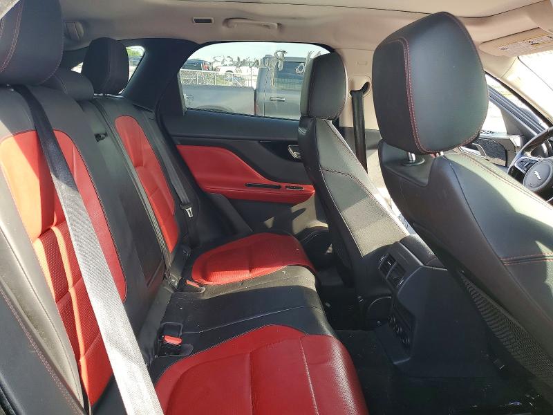 Photo 11 from auction – 2017 JAGUAR F-PACE with VIN SADCL2BV4HA064772