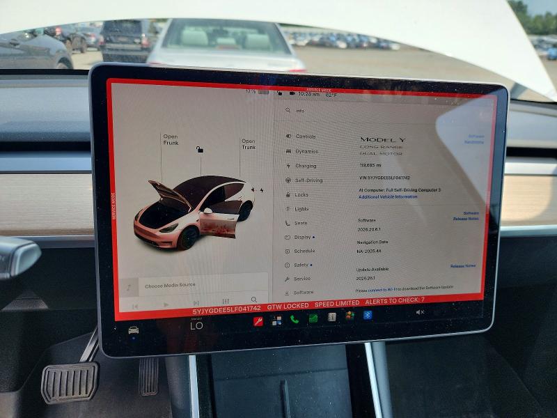 Photo 9 from auction – 2020 TESLA MODEL Y with VIN 5YJYGDEE5LF041742