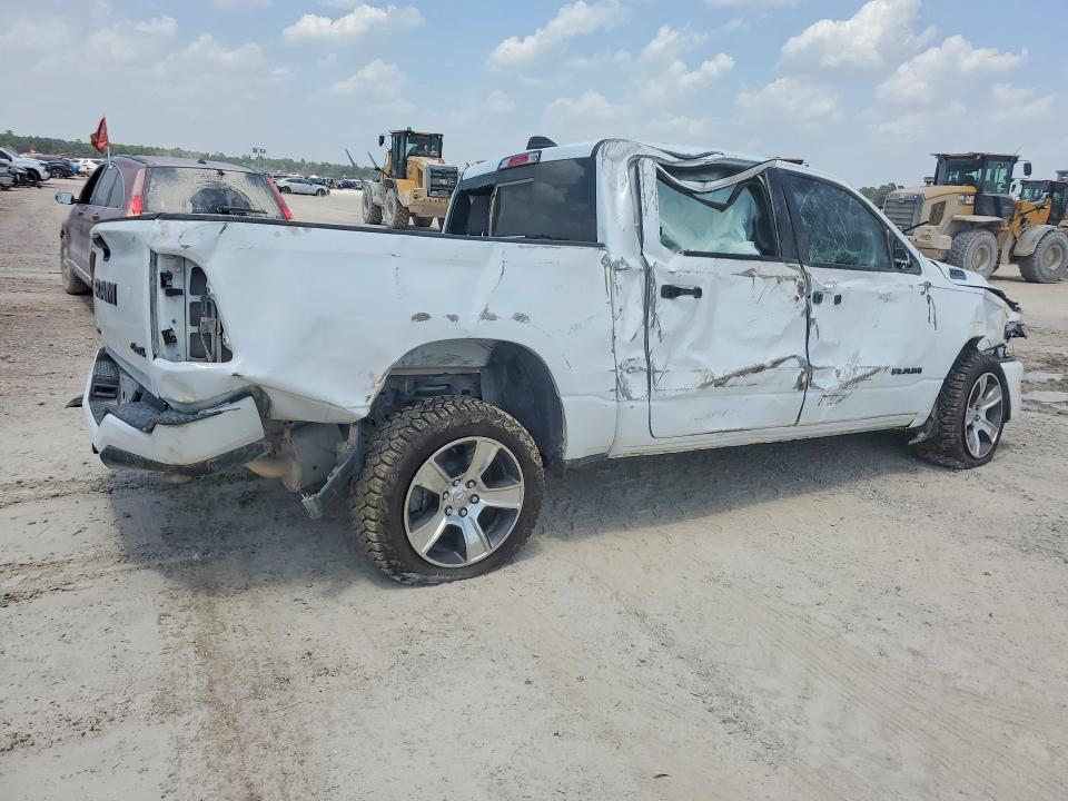 Photo 3 from auction – 2025 RAM 1500 with VIN 1C6RRFGG5SN676699