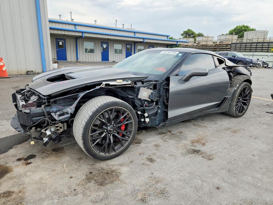 CHEVROLET CORVETTE 2015 с VIN 1G1YR2D68F5604614 - Снимка от търг