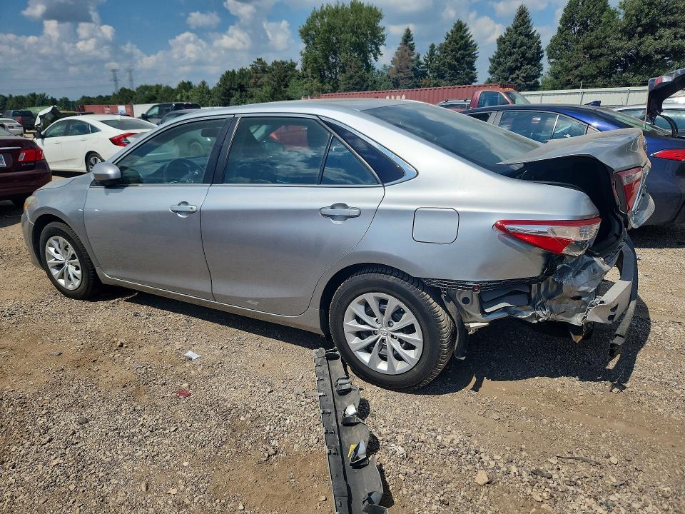 Photo 2 from auction – 2016 TOYOTA CAMRY with VIN 4T4BF1FK6GR577531