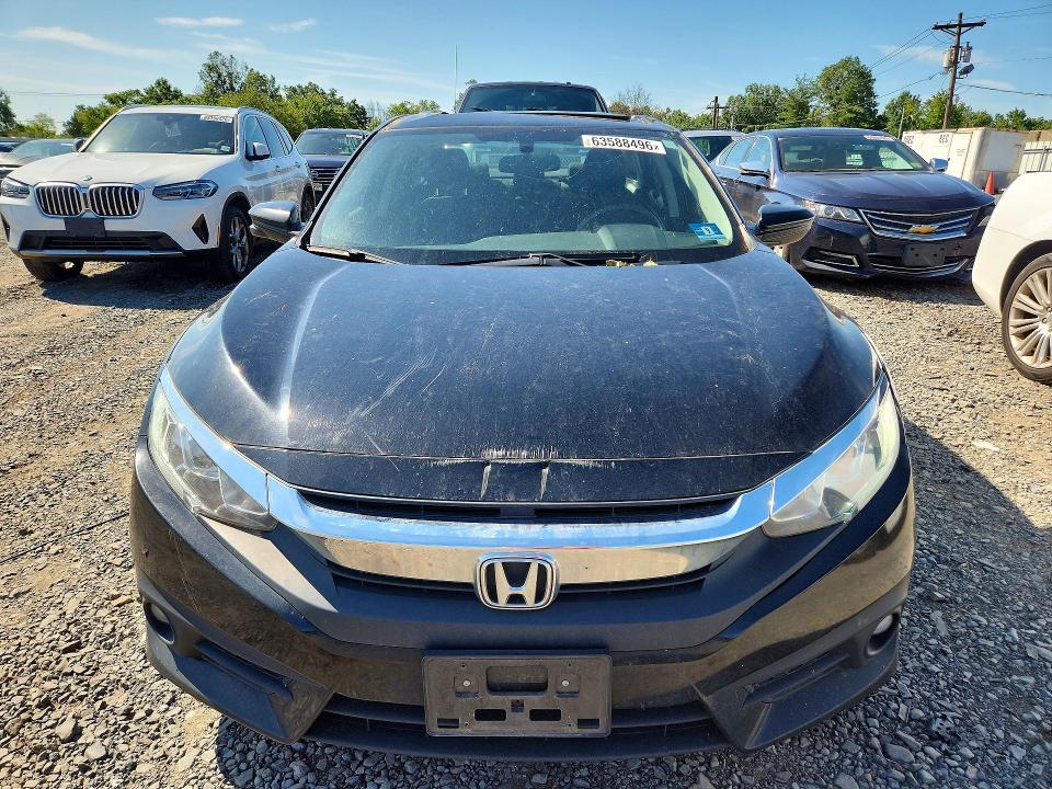Photo 5 from auction – 2018 HONDA CIVIC with VIN JHMFC1F32JX034781