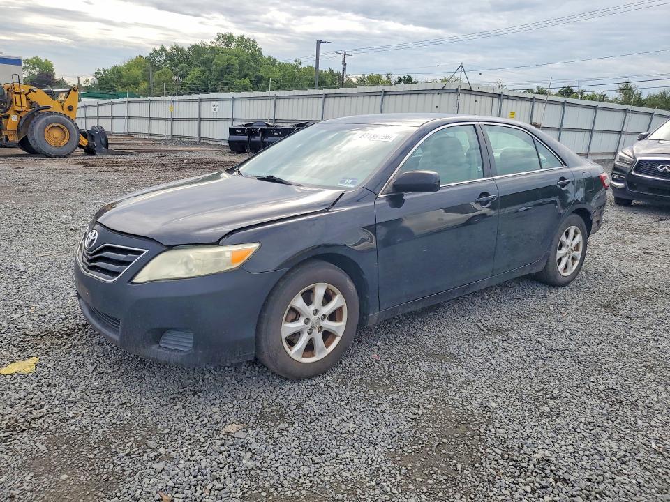 TOYOTA CAMRY 2011 with VIN 4T1BF3EK1BU135918 - Photo from auction
