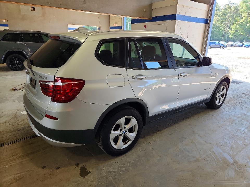 Photo 3 from auction – 2011 BMW X3 with VIN 5UXWX5C58BL710807
