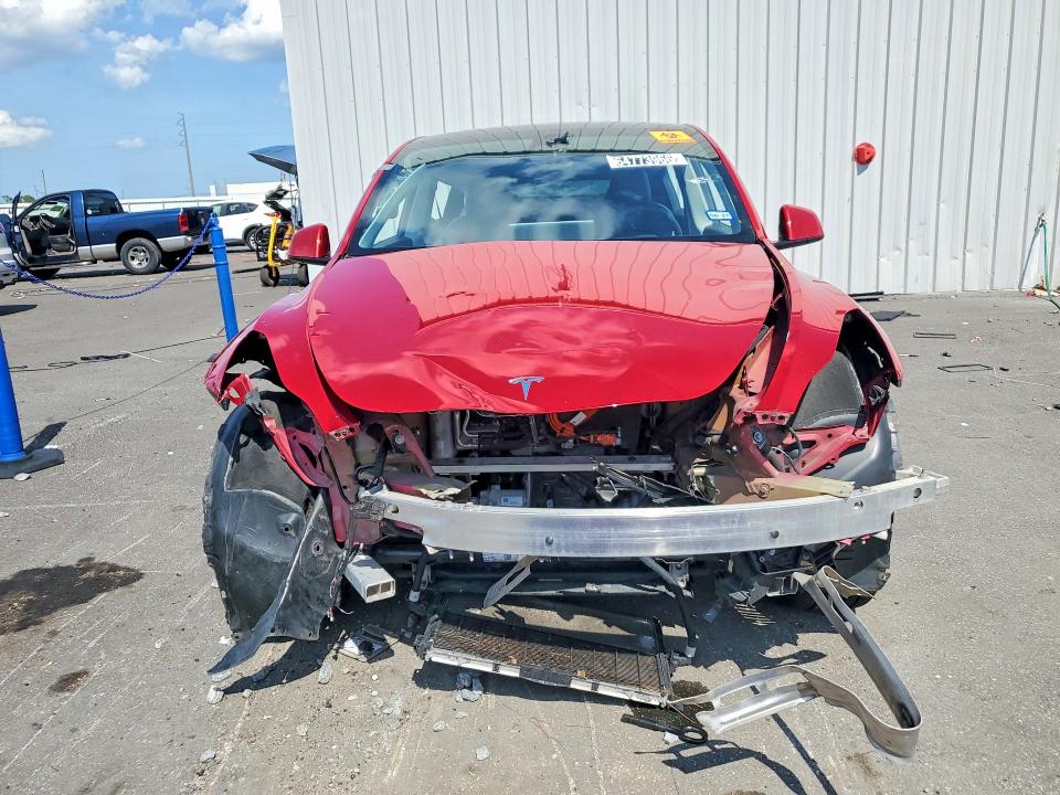 Photo 5 from auction – 2022 TESLA MODEL Y with VIN 7SAYGDEE0NF480871