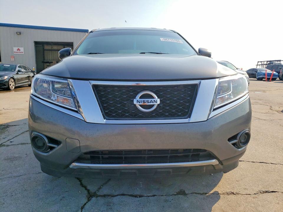 Photo 5 from auction – 2015 NISSAN PATHFINDER with VIN 5N1AR2MNXFC651019