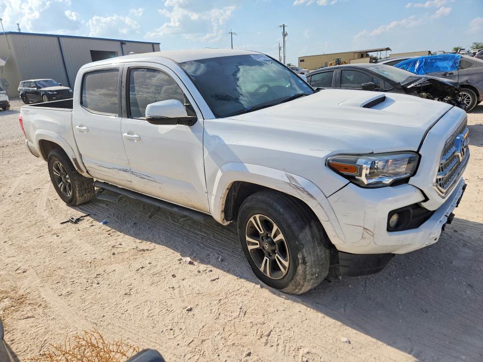 Photo 4 from auction – 2017 TOYOTA TACOMA with VIN 5TFAZ5CN9HX044953