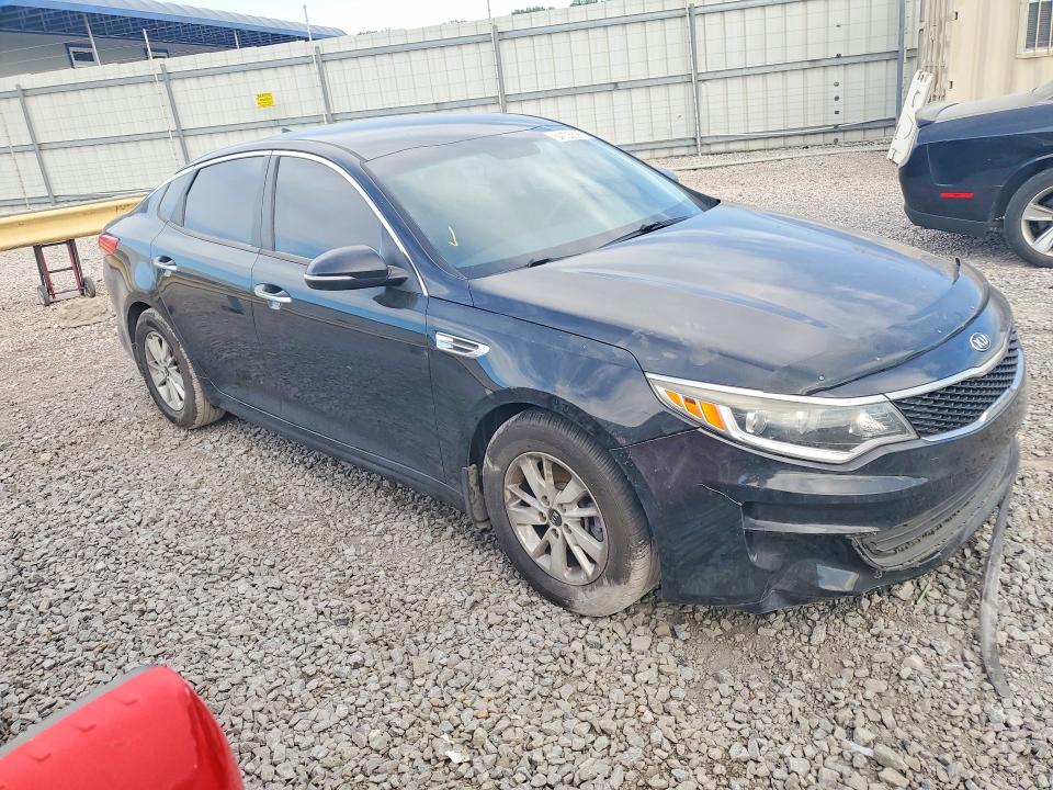 Photo 4 from auction – 2016 KIA OPTIMA with VIN 5XXGT4L3XGG103499