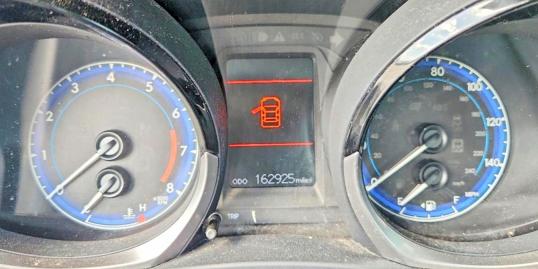 Photo 9 from auction – 2015 TOYOTA COROLLA with VIN 2T1BURHE0FC294936