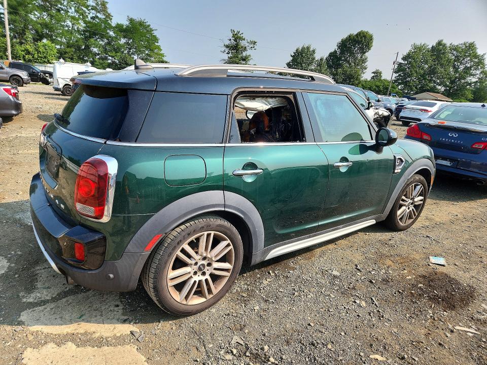 Photo 3 from auction – 2017 MINI COOPER with VIN WMZYT5C30H3D79091