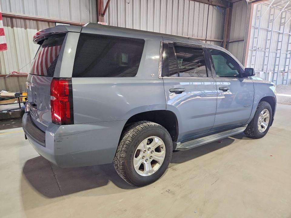 Photo 3 from auction – 2016 CHEVROLET TAHOE with VIN 1GNSKBKC5GR131167