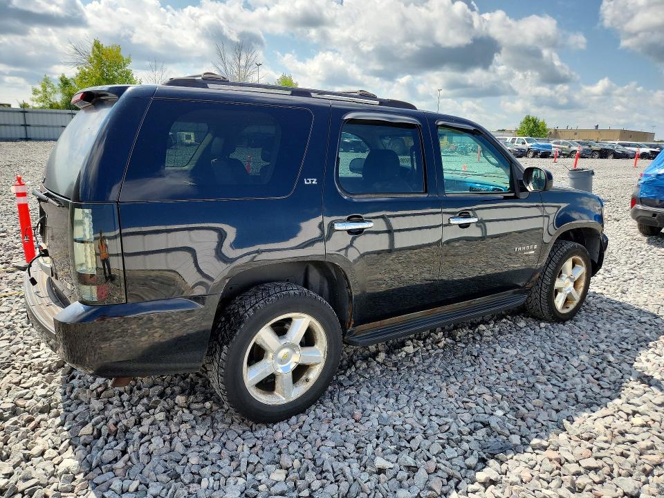 Photo 3 from auction – 2007 CHEVROLET TAHOE with VIN 1GNFK13087R124486