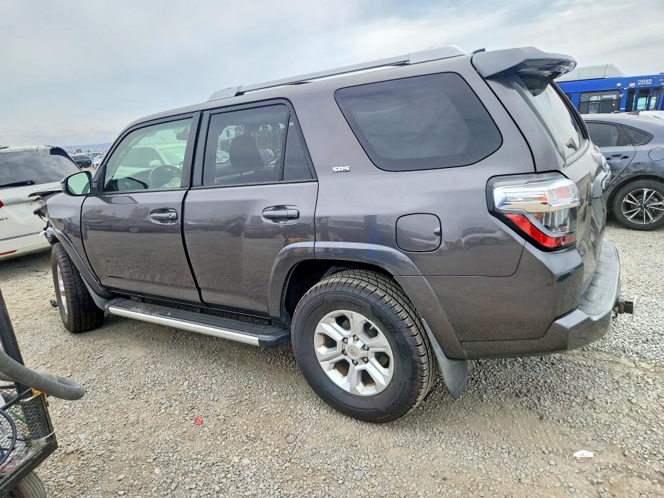Photo 2 from auction – 2017 TOYOTA 4RUNNER with VIN JTEZU5JR1H5148805
