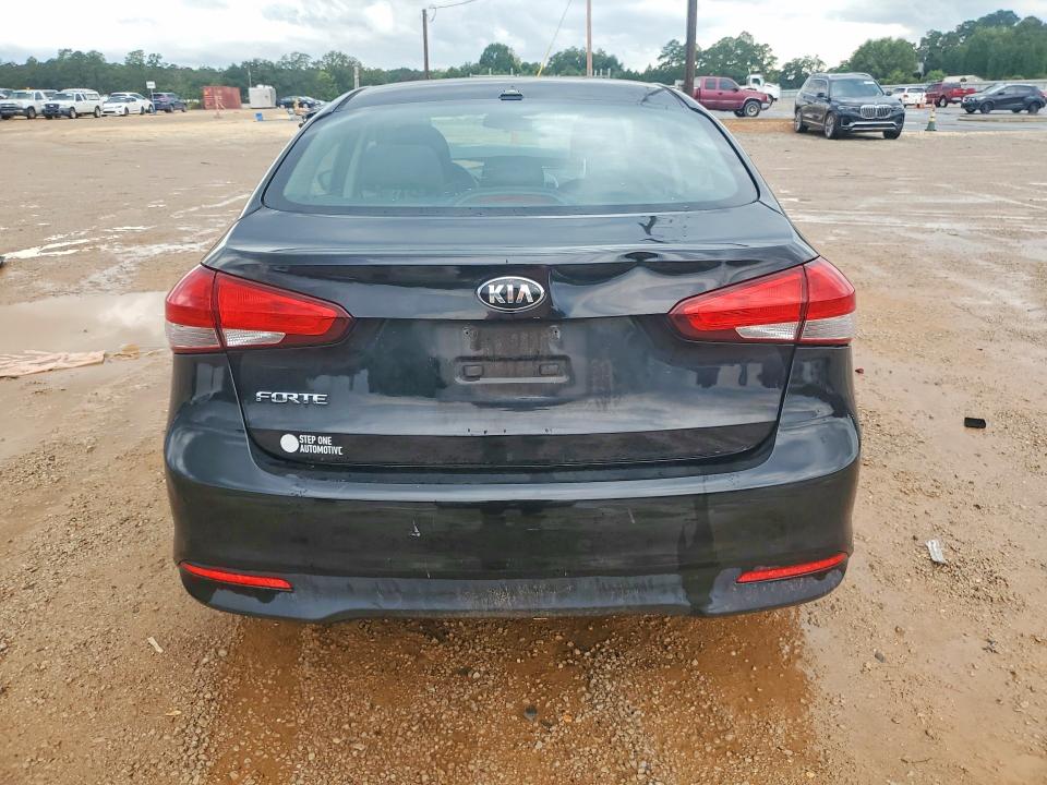Фото 6 с аукциона – 2017 KIA FORTE с VIN 3KPFK4A70HE146635