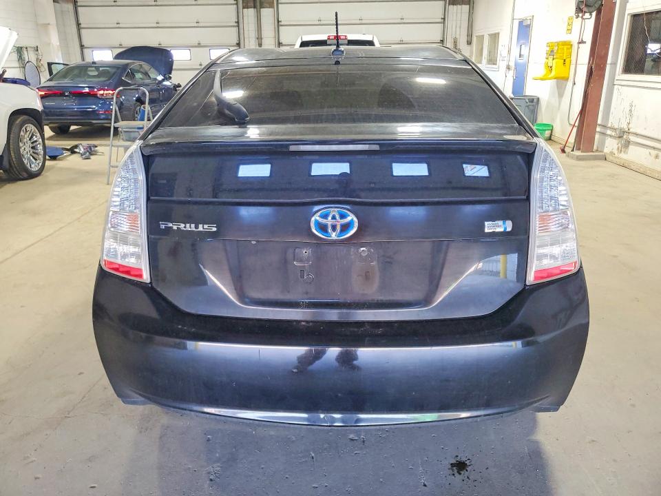 Photo 6 from auction – 2010 TOYOTA PRIUS with VIN JTDKN3DU0A0042744
