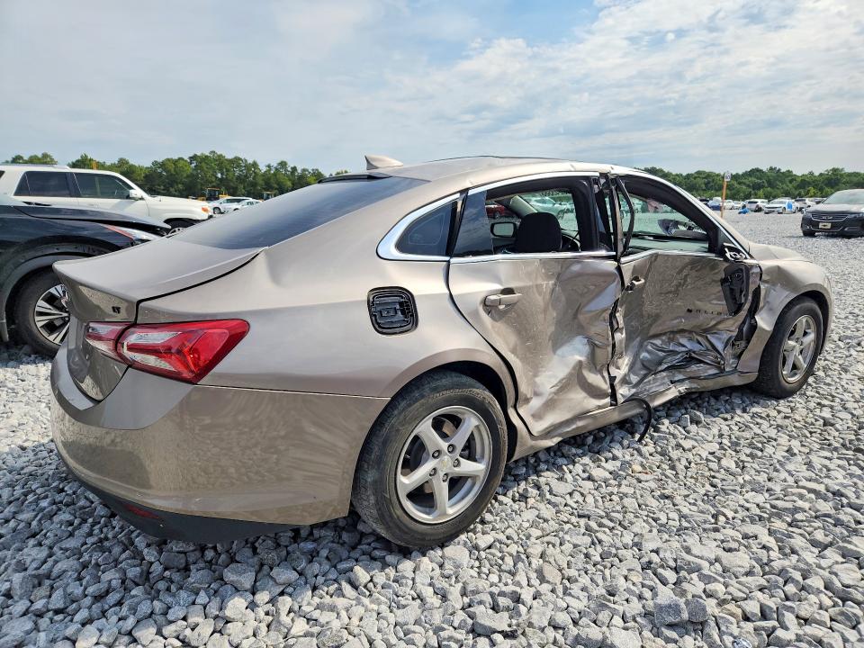 Photo 3 from auction – 2022 CHEVROLET MALIBU with VIN 1G1ZD5ST1NF201158