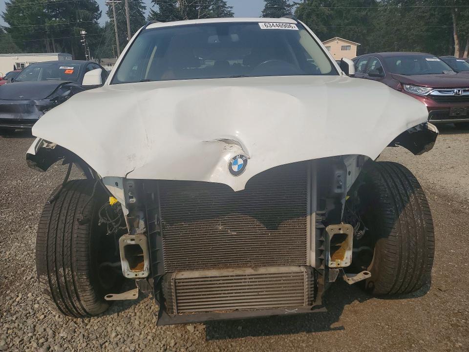 Zdjęcie 5 z aukcji – 2015 BMW X5 z VIN 5UXKR0C50F0K52151