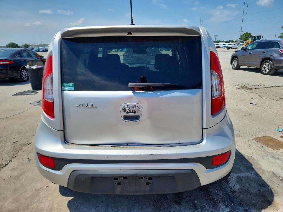 Photo 6 from auction – 2013 KIA SOUL with VIN KNDJT2A52D7510039