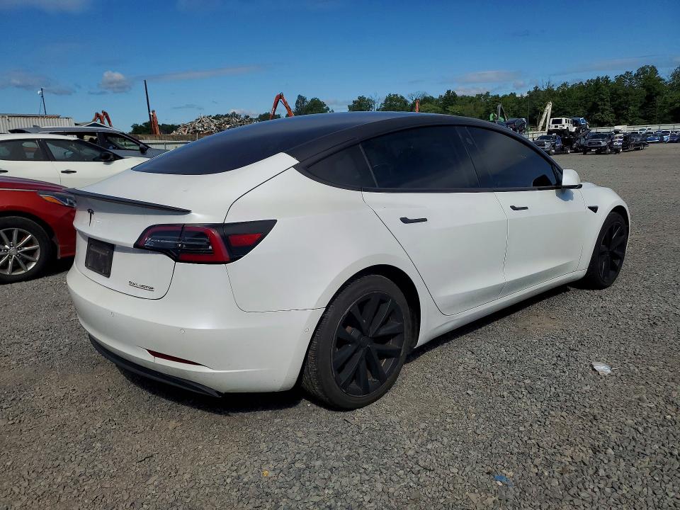 Photo 3 from auction – 2019 TESLA MODEL 3 with VIN 5YJ3E1EB2KF510613