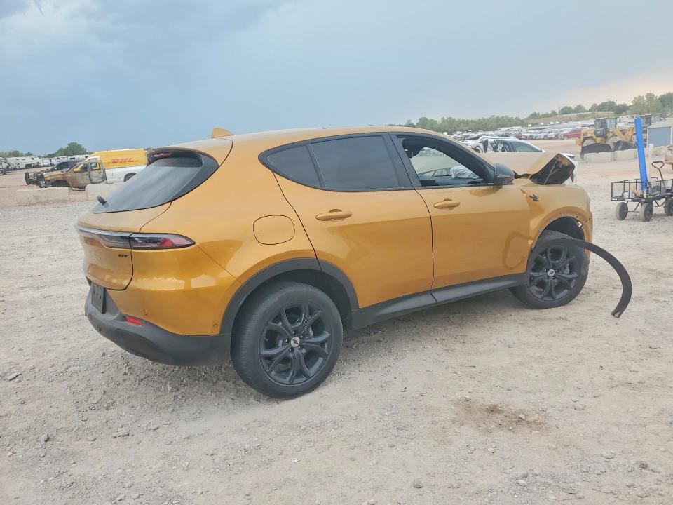 Photo 3 from auction – 2023 DODGE HORNET with VIN ZACNDFBN9P3A06686