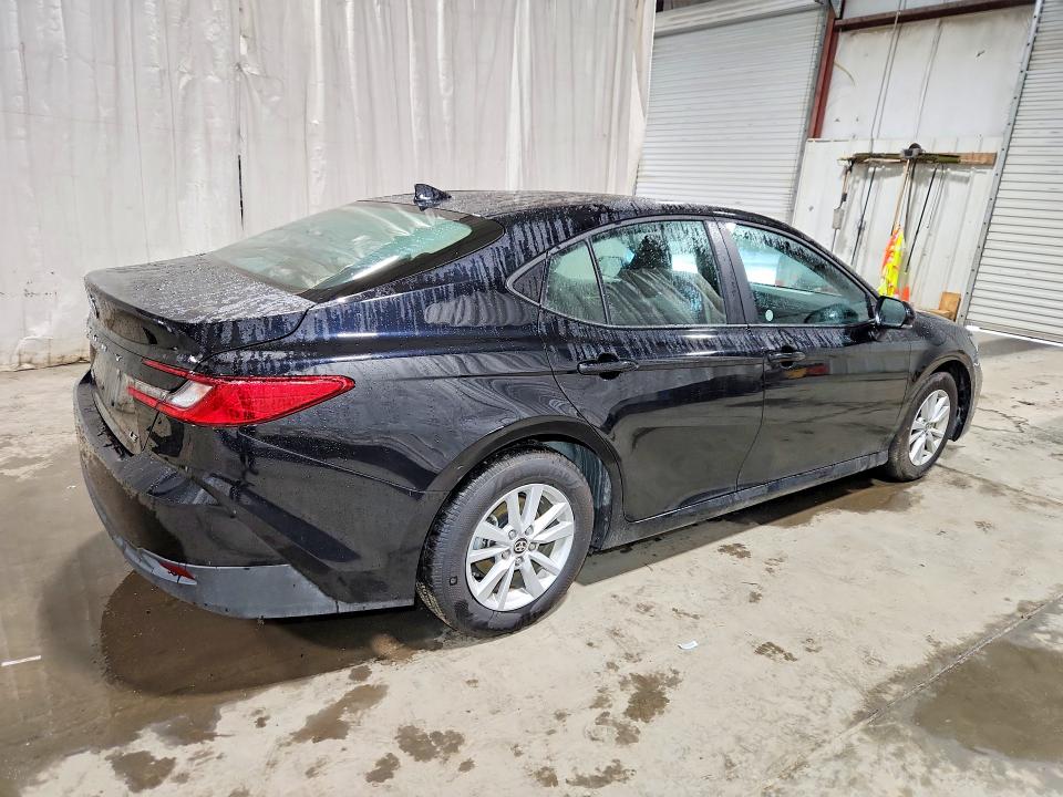 Photo 3 from auction – 2026 TOYOTA CAMRY with VIN 4T1DAACK5TU274529