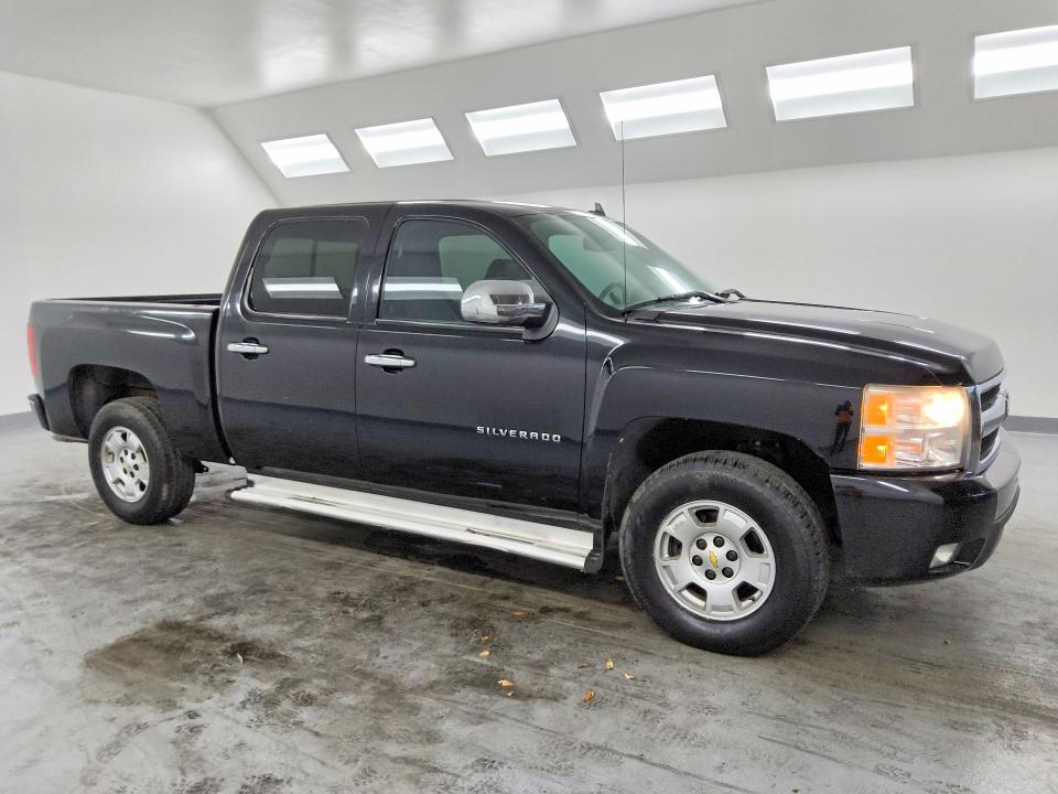 Photo 4 from auction – 2011 CHEVROLET SILVERADO with VIN 3GCUKTE20BG211849
