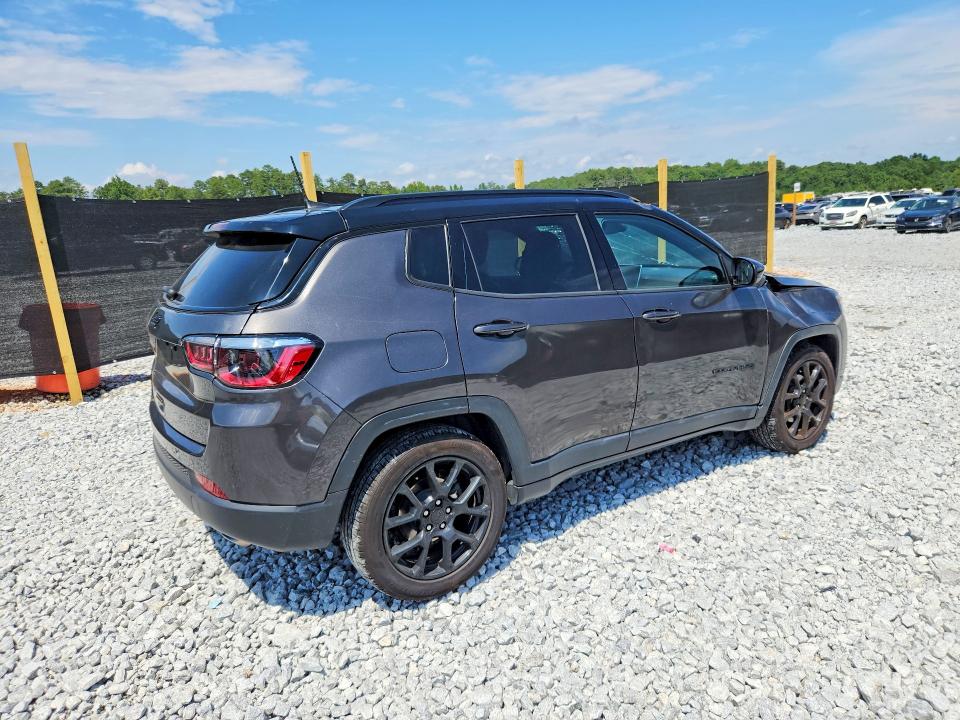 Photo 3 from auction – 2022 JEEP COMPASS with VIN 3C4NJCBB3NT234386