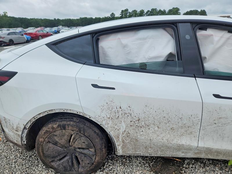 Photo 11 from auction – 2026 TESLA MODEL Y with VIN 7SAYGDED8TF375676