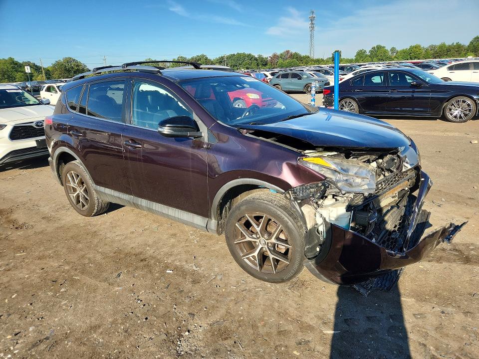 Снимка 4 от търг – 2017 TOYOTA RAV4 с VIN 2T3JFREV5HW666712